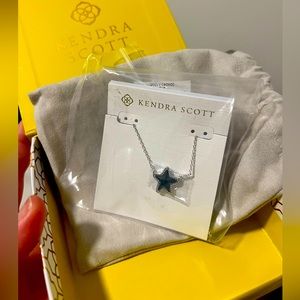 Kendra Scott Pendant Necklace